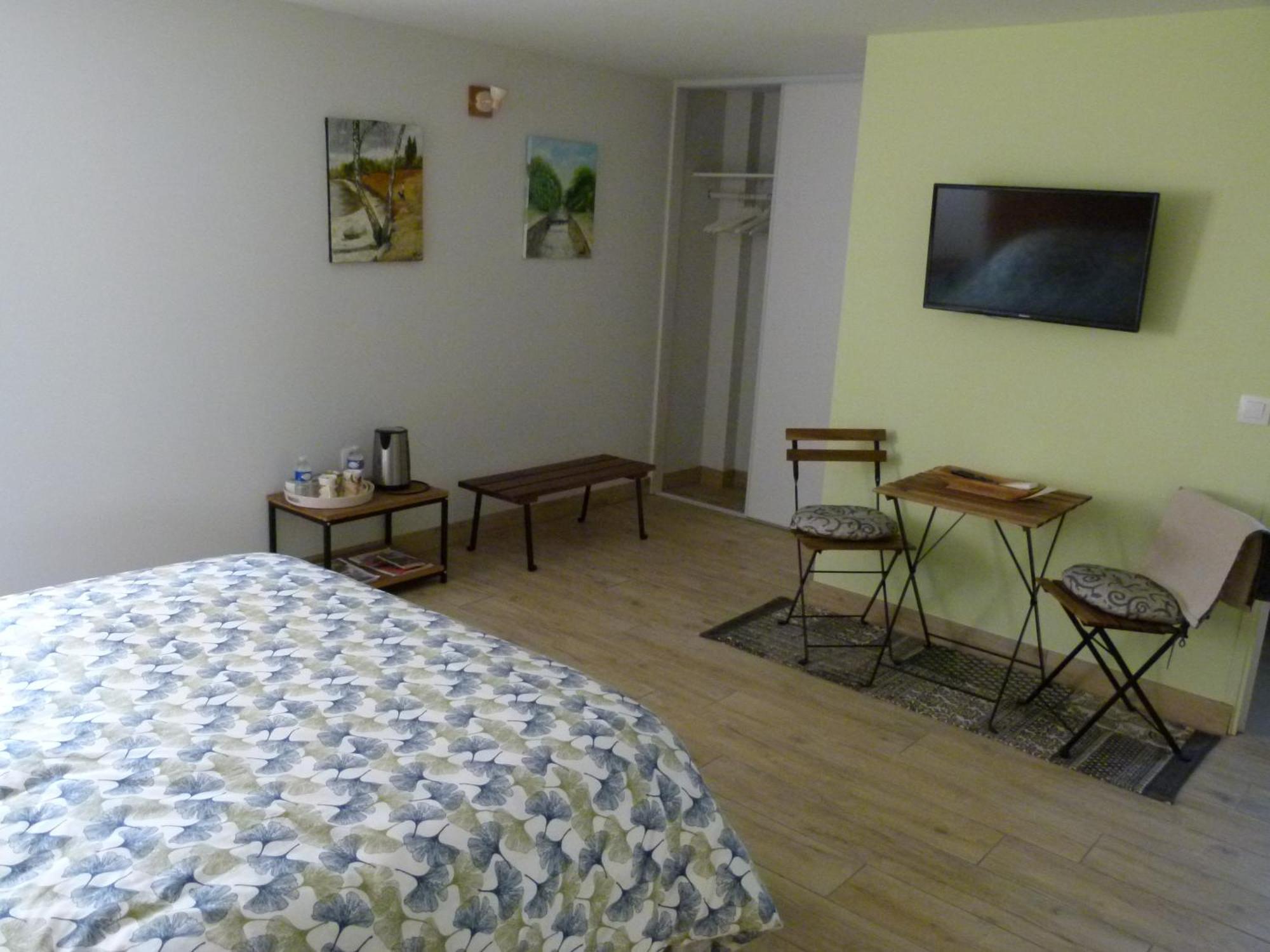 Les Chambres D'Ausilia Sablons  Ngoại thất bức ảnh